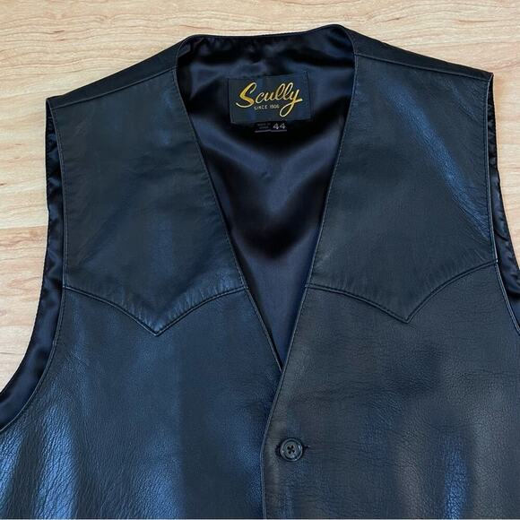 Scully Black Leather Vest Men's 44 Western Cowboy Style Button - Picture 3 of 7